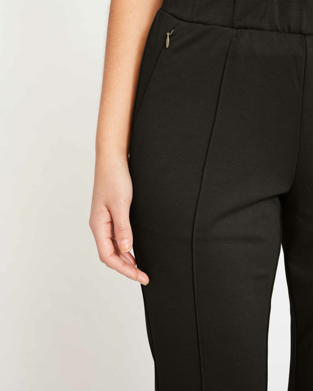 Skinny Pintuck Ponte Pants 28 Inch - Universal Standard
