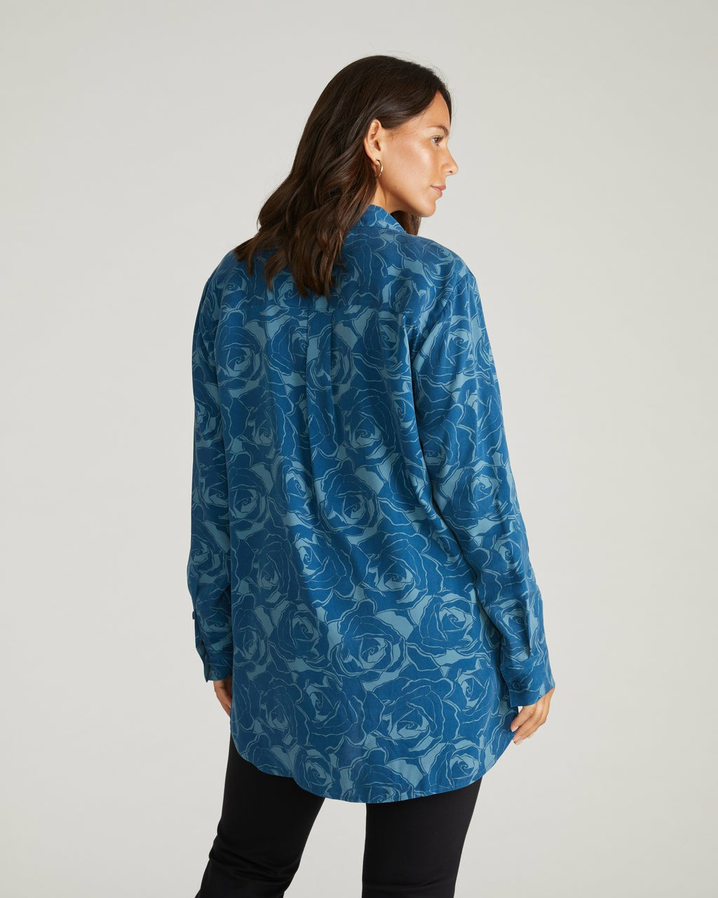 Cooling Stretch Cupro Artist Shirt - Universal Standard