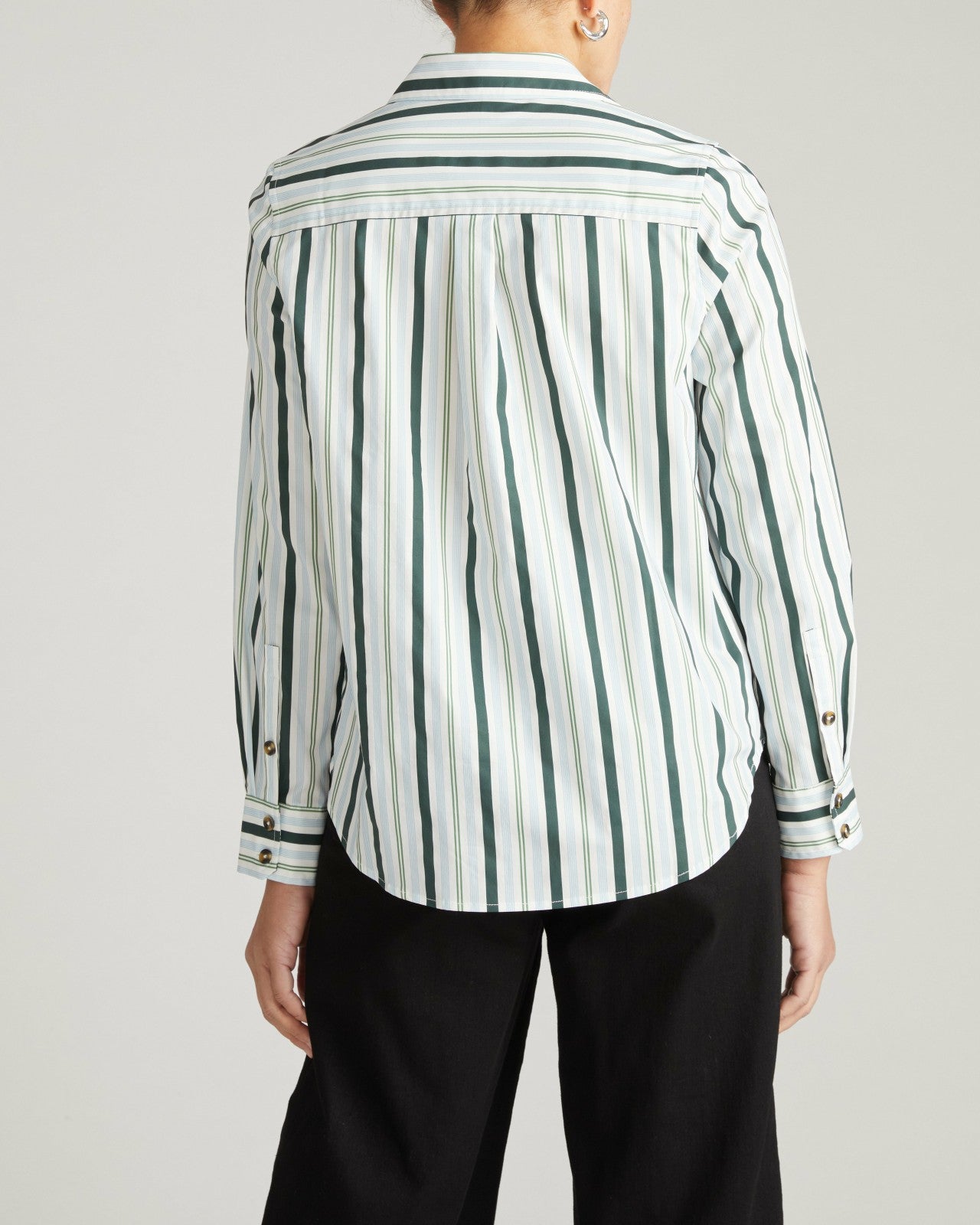 Elbe Stretch Poplin Shirt Classic Fit - Universal Standard
