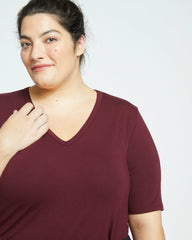 Lily Liquid Jersey V-Neck Stovepipe Tee - Universal Standard