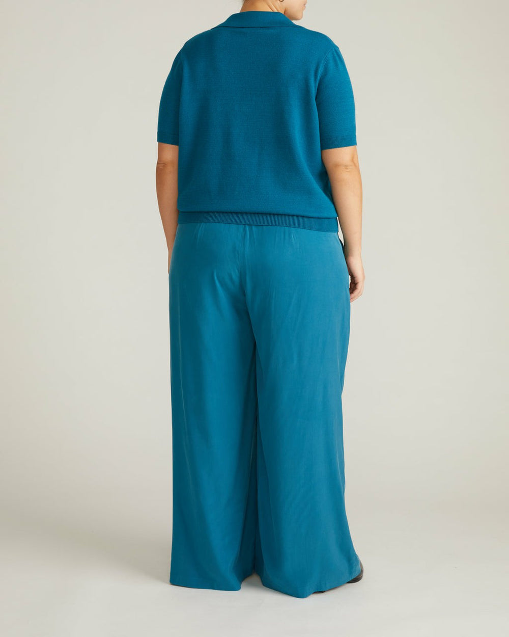 Savvy Fine Knit Short Sleeve Polo Sweater - Universal Standard
