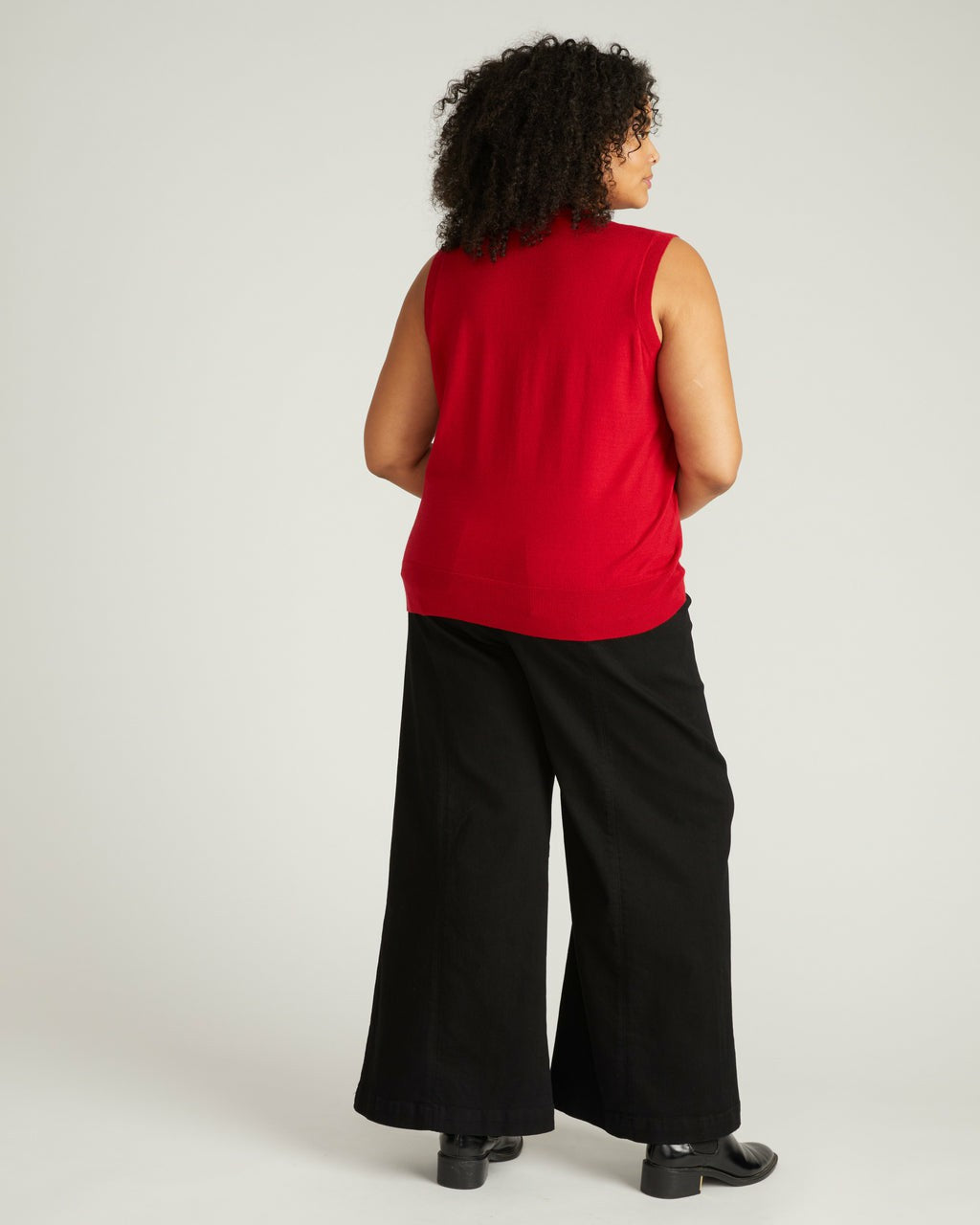 Savvy Fine Knit Cardigan Vest - Universal Standard