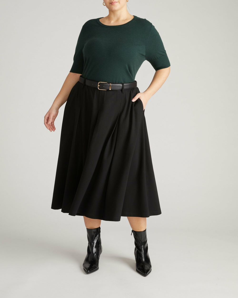 Aleya Pleated Ponte Skirt - Universal Standard