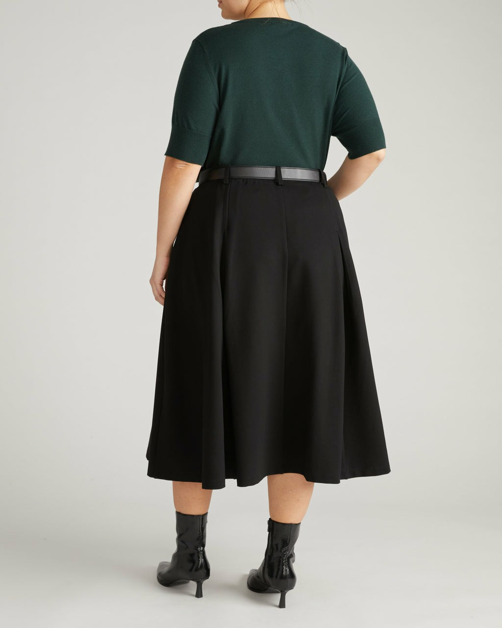 Aleya Pleated Ponte Skirt - Universal Standard