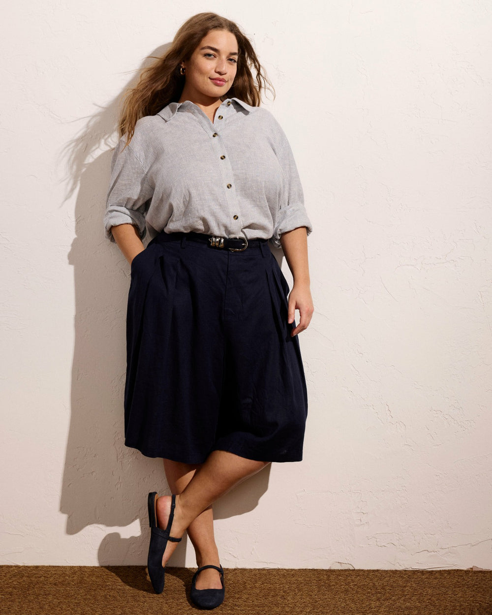 Seaport Tailored Linen Blend Short - Universal Standard