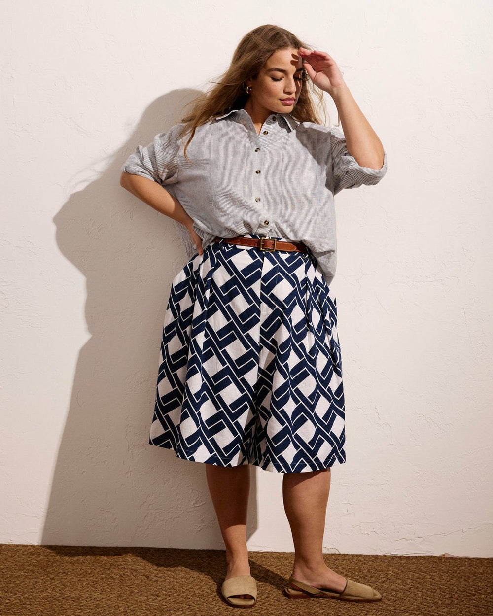 Seaport Tailored Linen Blend Short - Universal Standard