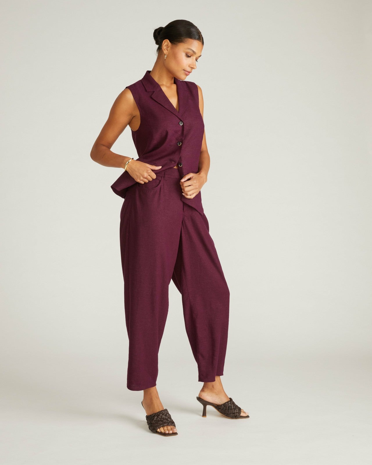 Lou Barrel Leg Linen Blend Pants - Universal Standard