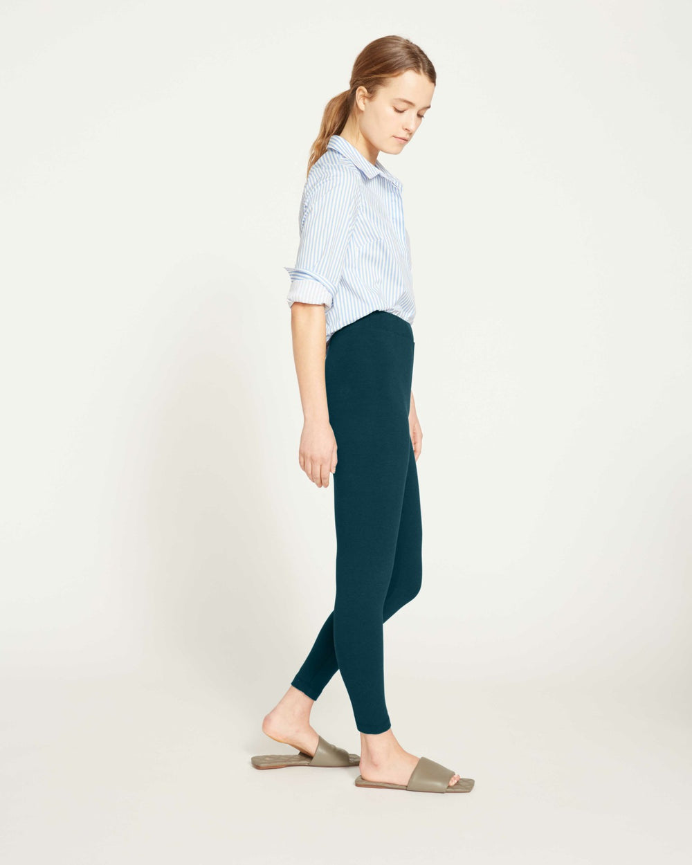 Roya Cropped Leggings 23 Inch - Universal Standard