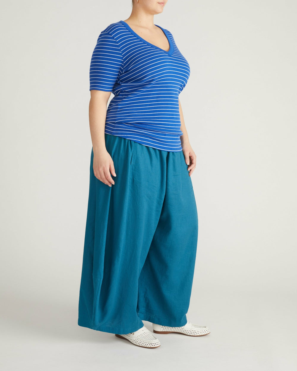 Classic V-Neck Ribbed Tee - Universal Standard