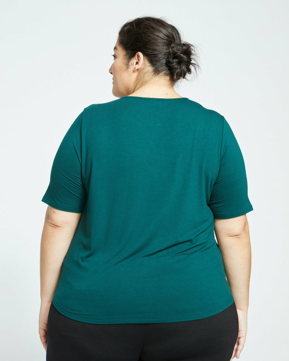 Lily Liquid Jersey Crew Neck Stovepipe Tee - Universal Standard