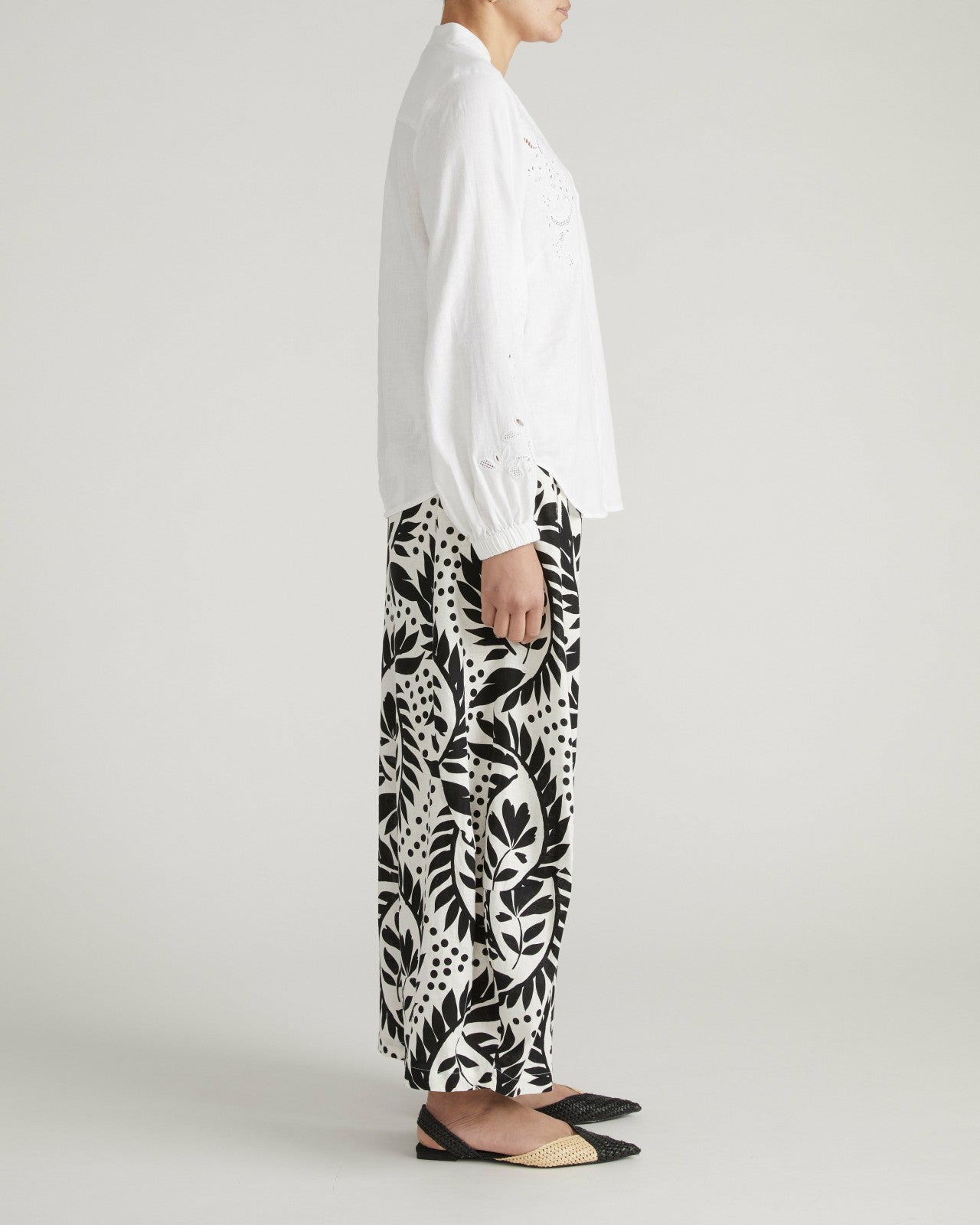 Frances Embroidered Linen Blend Blouse - Universal Standard