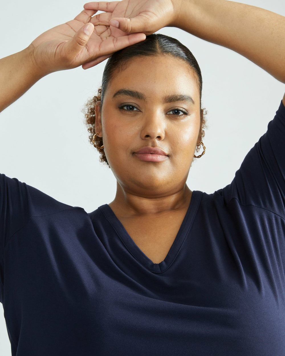 Lily Liquid Jersey V-Neck Stovepipe Tee - Universal Standard