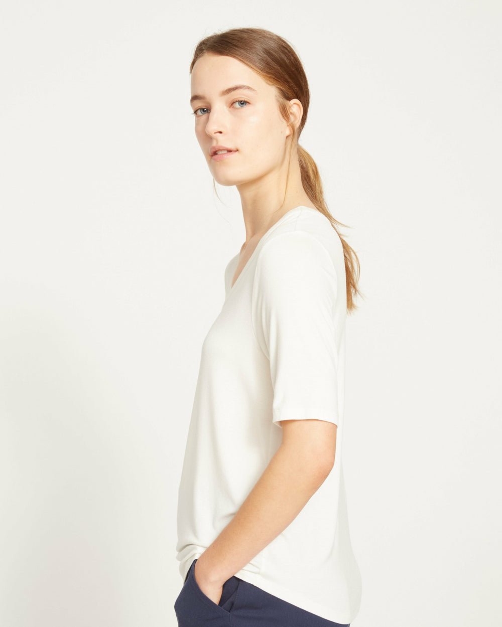 Lily Liquid Jersey V-Neck Stovepipe Tee - Universal Standard
