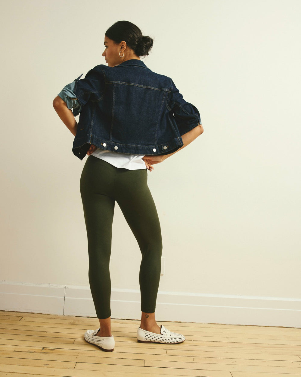 Roya Cropped Leggings 23 Inch - Universal Standard