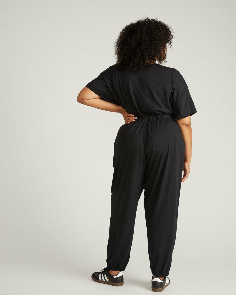 Wendy Lounge Jogger - Universal Standard