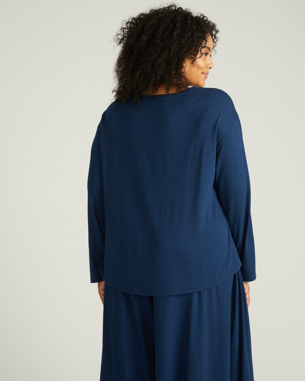 Pina Long Sleeve Lounge Tee - Universal Standard