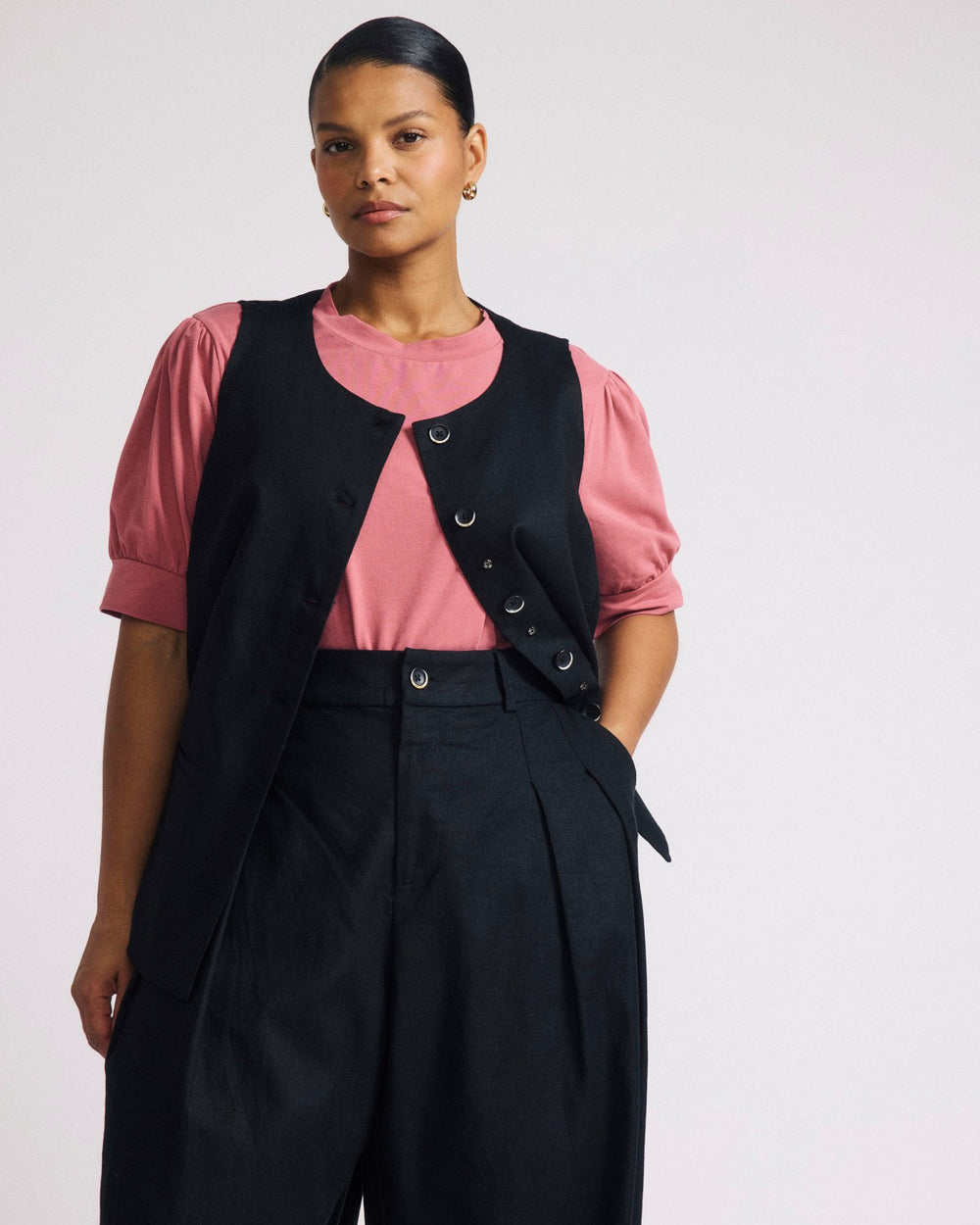 Tamsin Stretch Linen Blend Vest - Universal Standard
