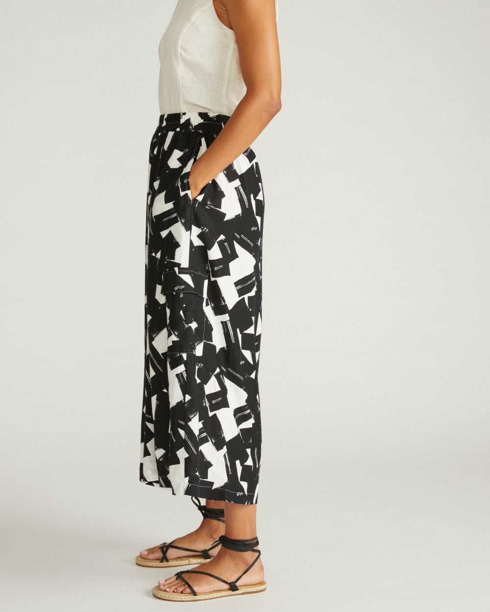 Palazzo Cargo Linen Blend Pant - Universal Standard