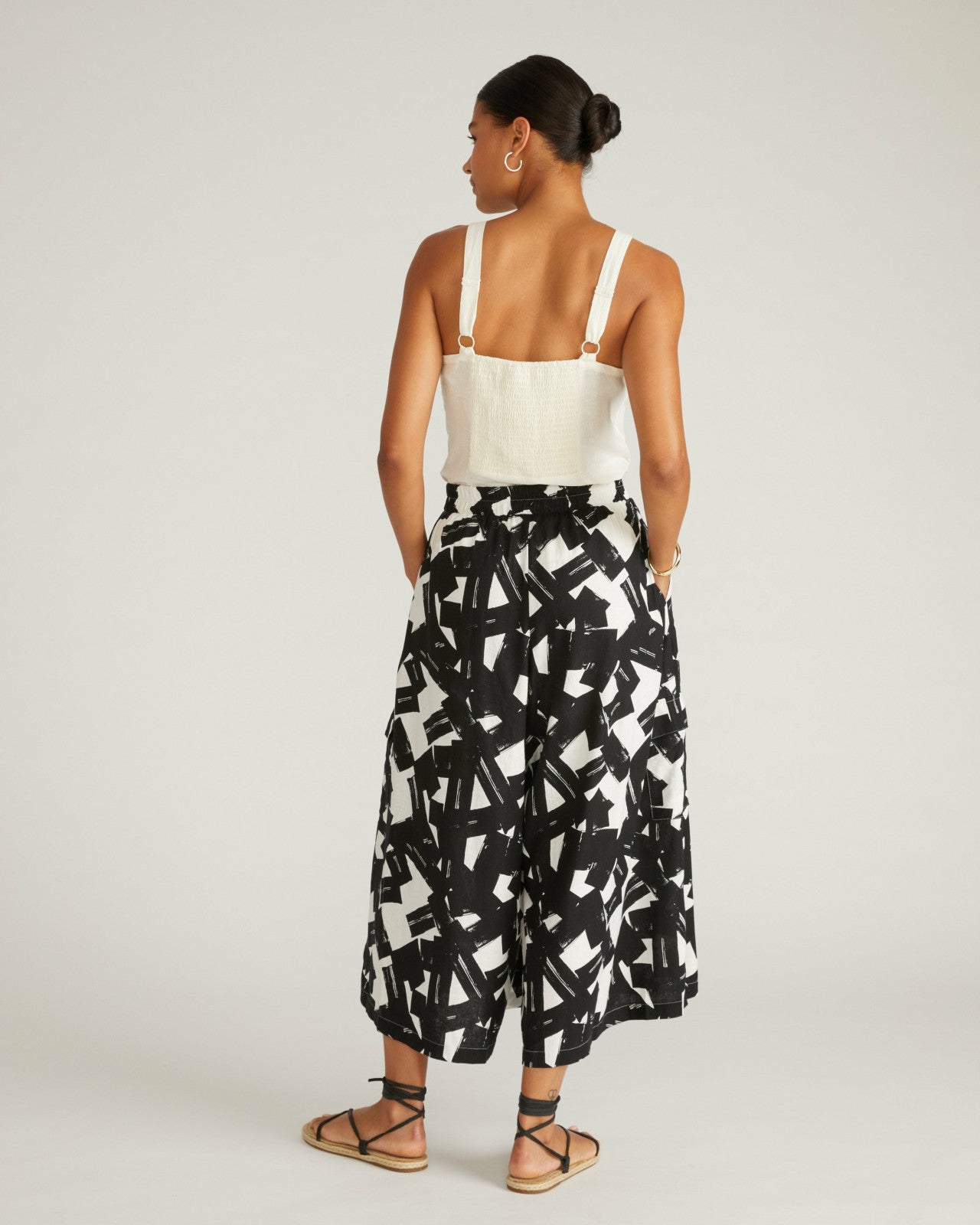 Palazzo Cargo Linen Blend Pant - Universal Standard