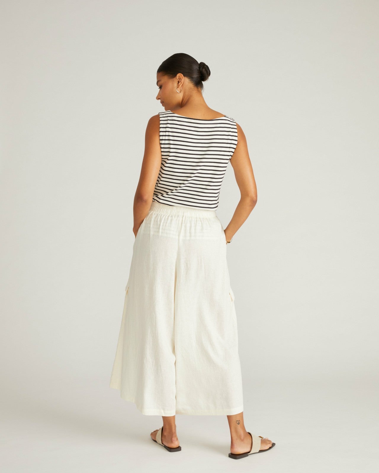 Palazzo Cargo Linen Blend Pant - Universal Standard