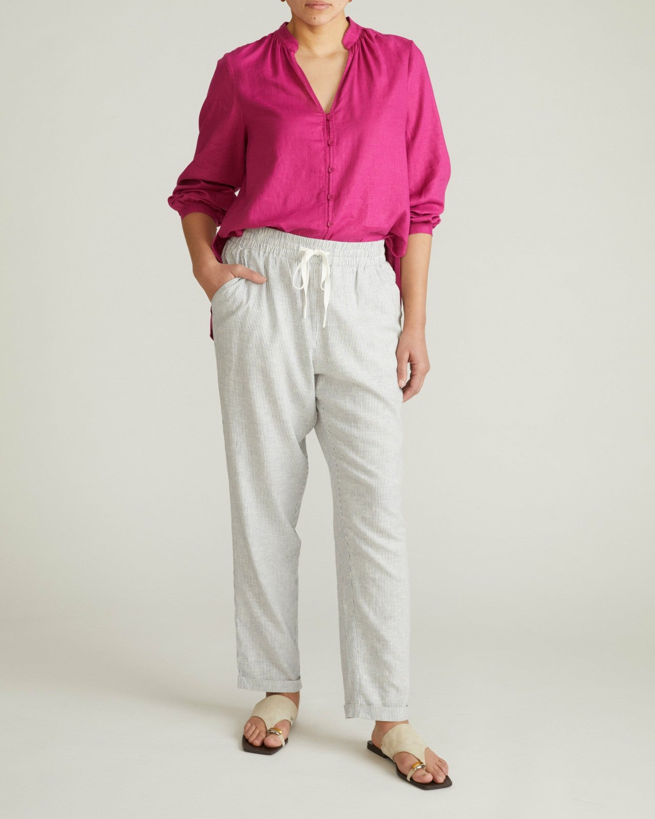 Avalon Linen Blend Blouse - Universal Standard