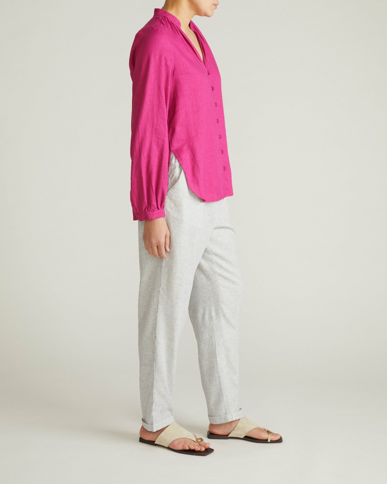 Avalon Linen Blend Blouse - Universal Standard