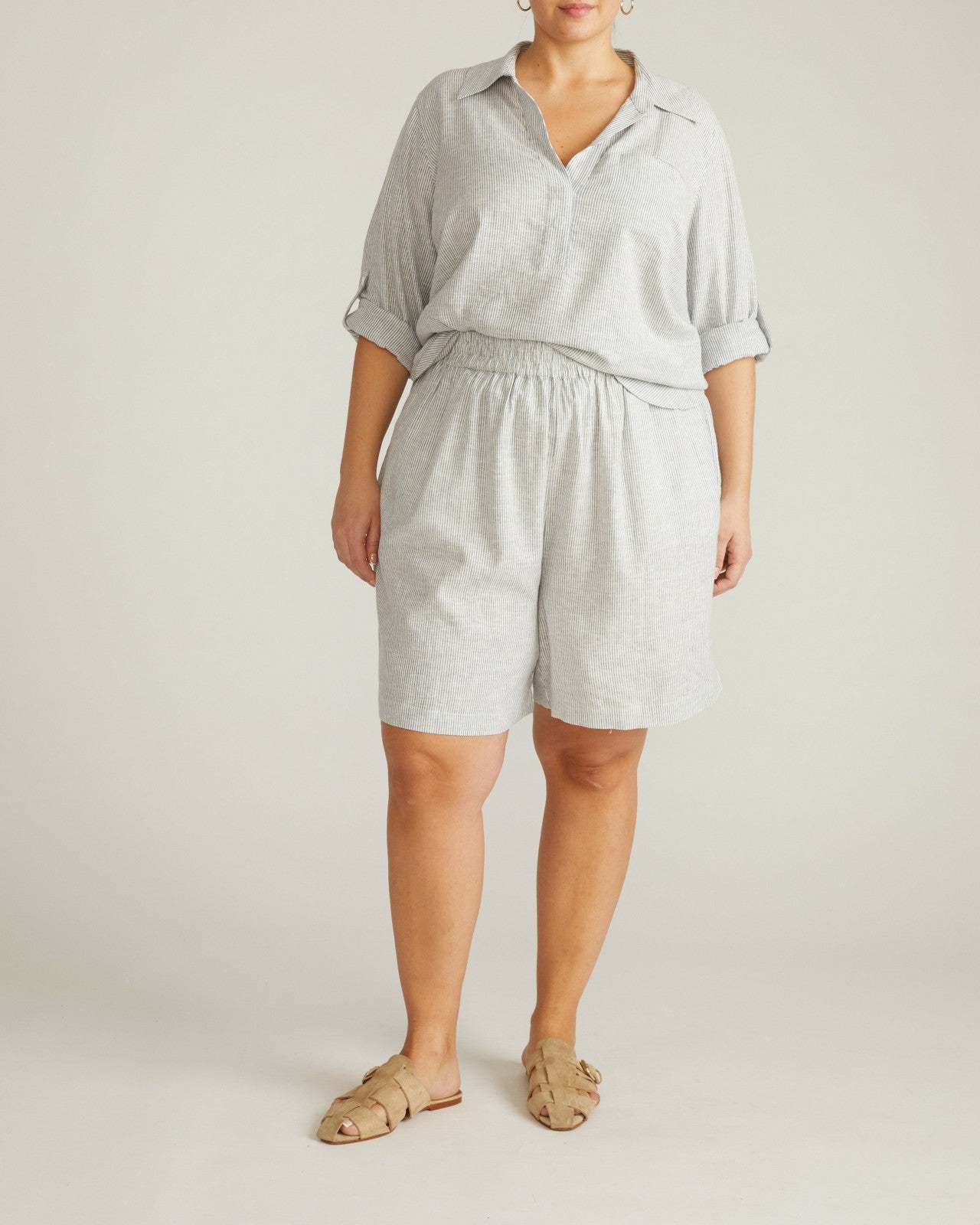 Button Back Linen Blend Polo Shirt - Universal Standard