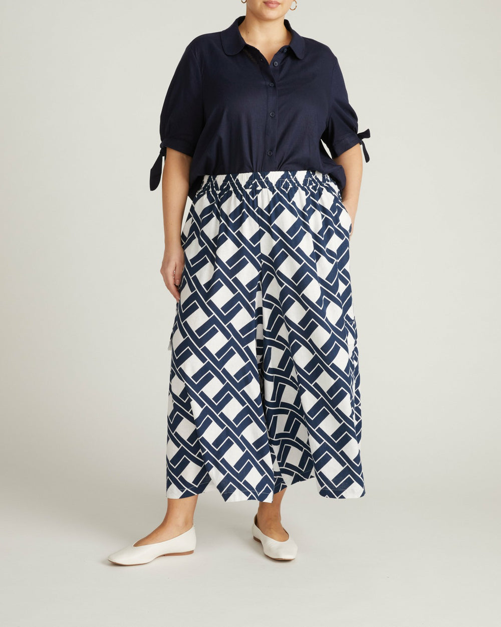 Luisa Short Sleeve Linen Blend Shirt - Universal Standard