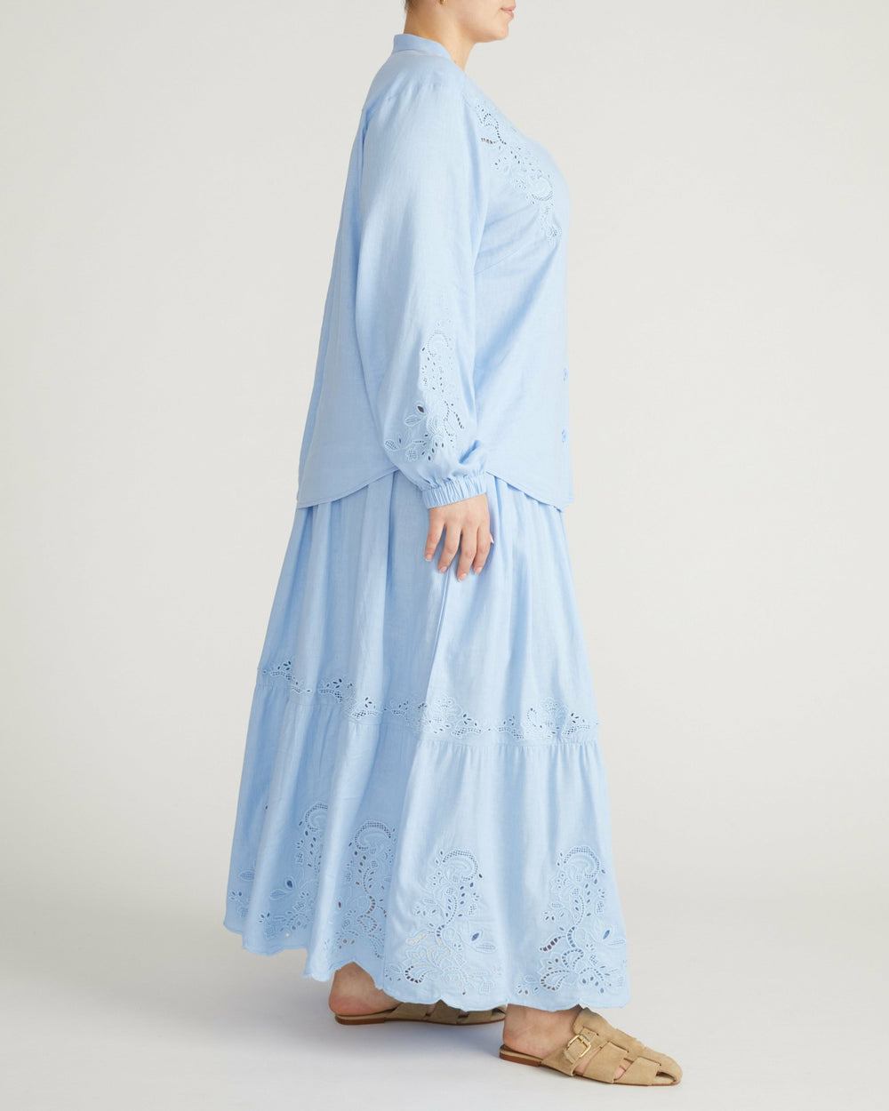 Frances Embroidered Linen Blend Blouse - Universal Standard