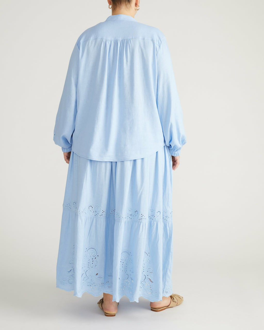 Frances Embroidered Linen Blend Blouse - Universal Standard