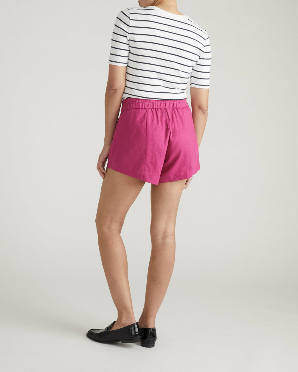 Coastal Linen Blend Shorts - Universal Standard