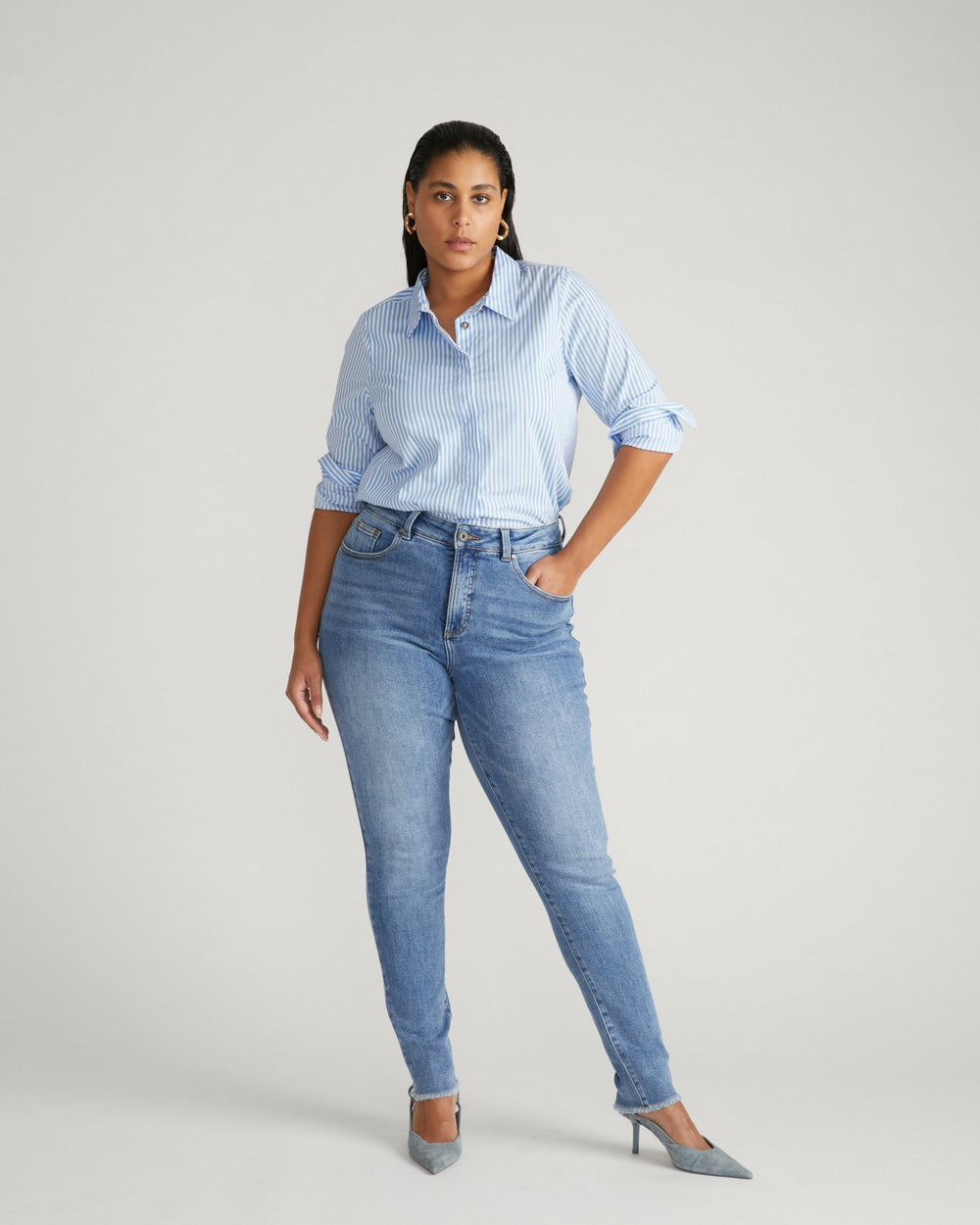 Joni High Rise Curve Slim Leg Jeans 32 Inch - Universal Standard