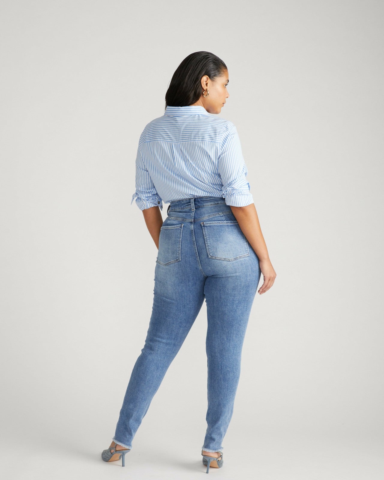 Joni High Rise Curve Slim Leg Jeans 32 Inch - Universal Standard