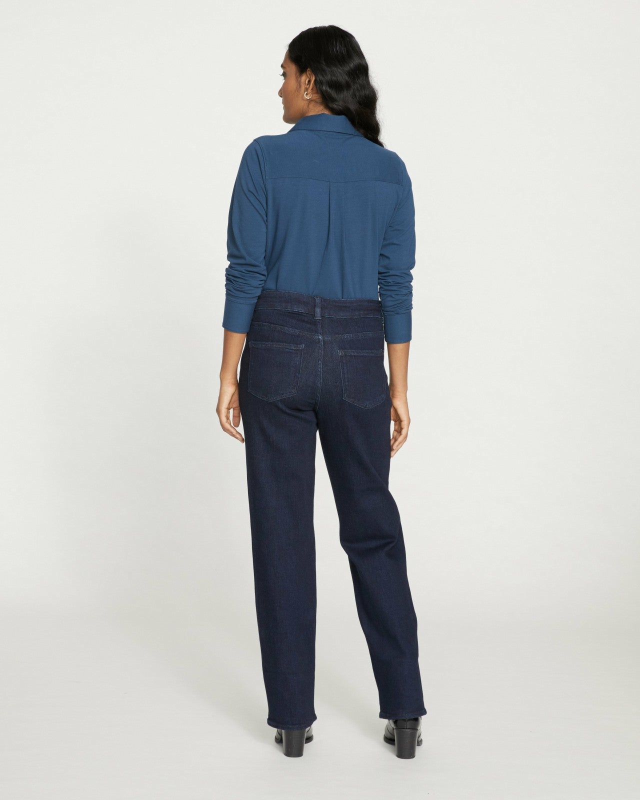 Etta High Rise Straight Leg Jeans 31 Inch - Universal Standard