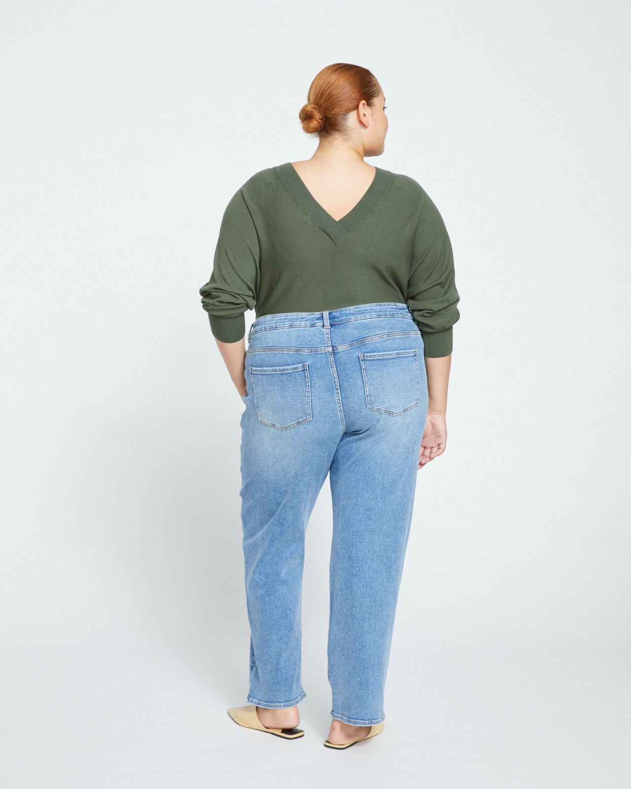 Etta High Rise Straight Leg Jeans 31 Inch - Universal Standard