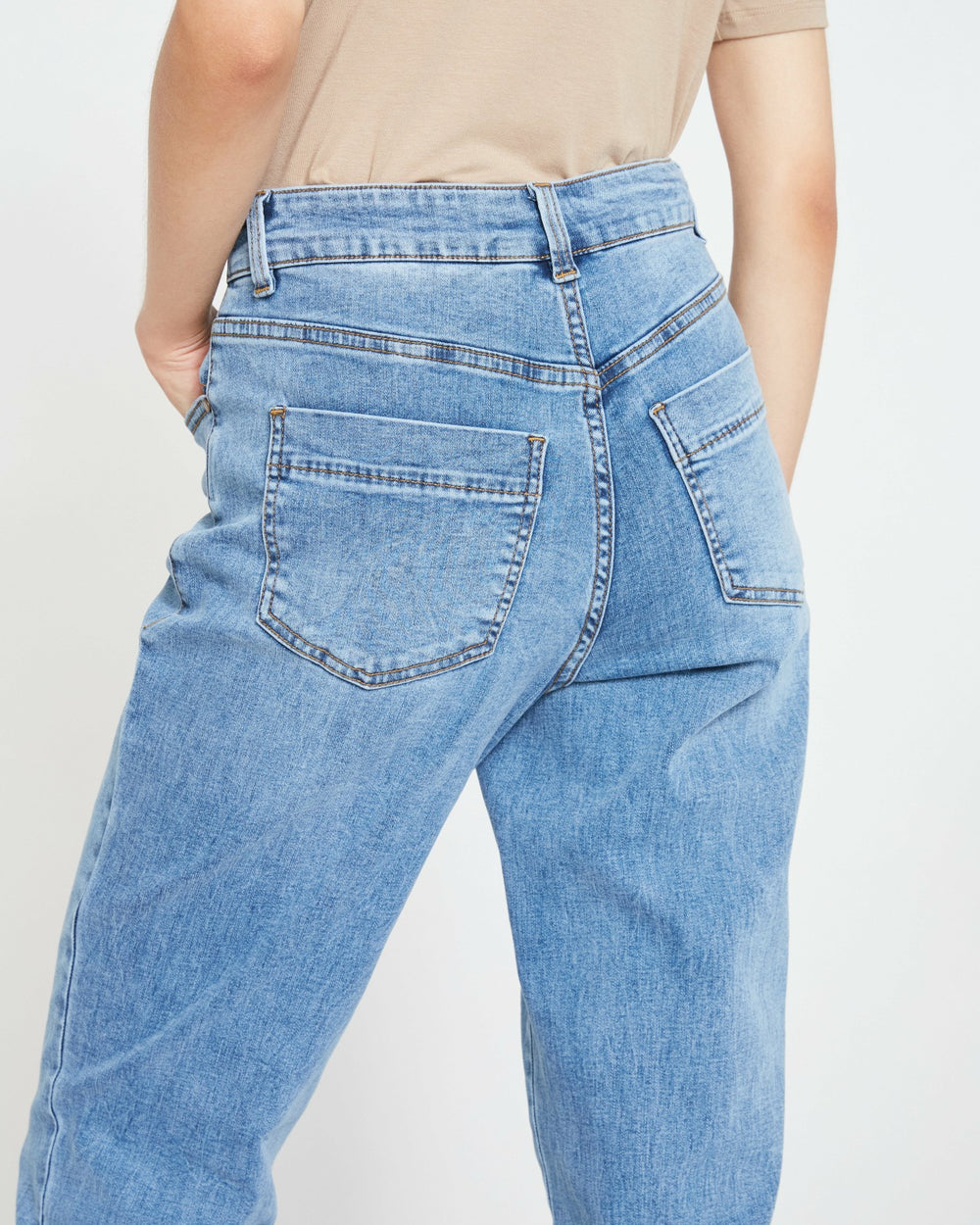 Dylan High Rise Tapered Jeans 29 Inch - Universal Standard