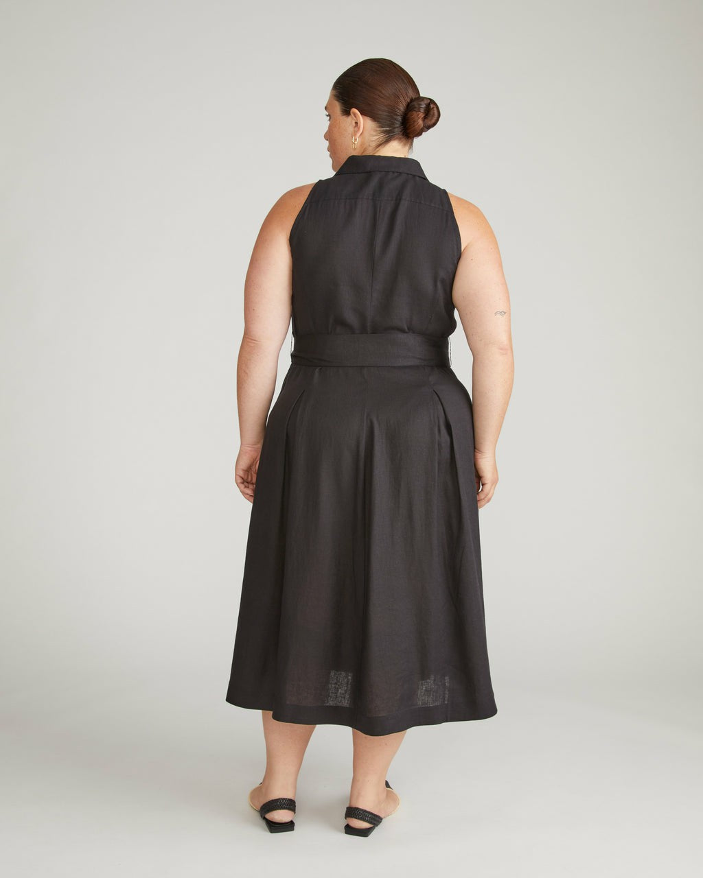 Adelaide Linen Blend Shirtdress - Universal Standard