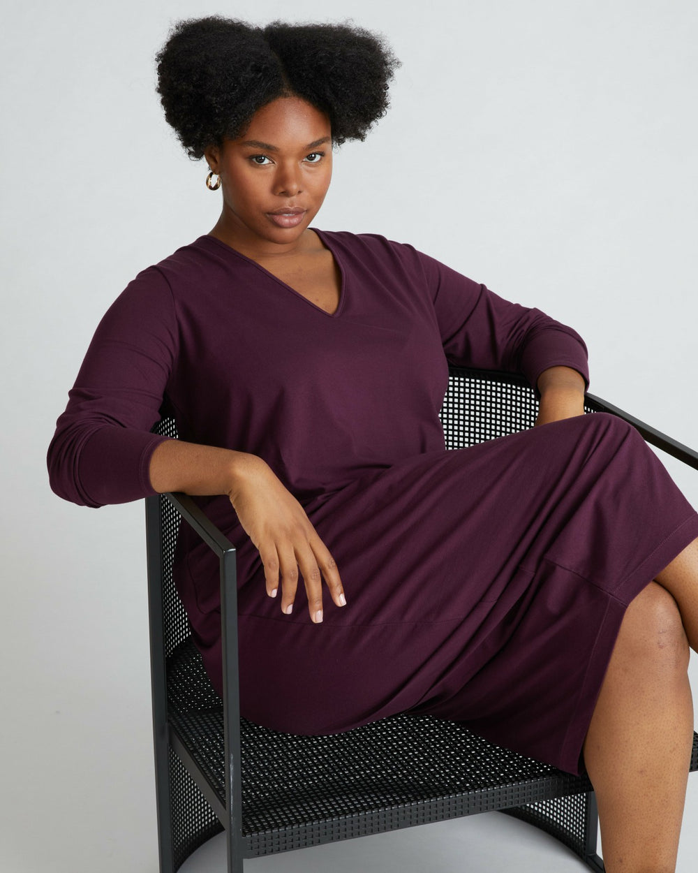 Iconic Long Sleeve V-Neck Geneva Dress - Universal Standard