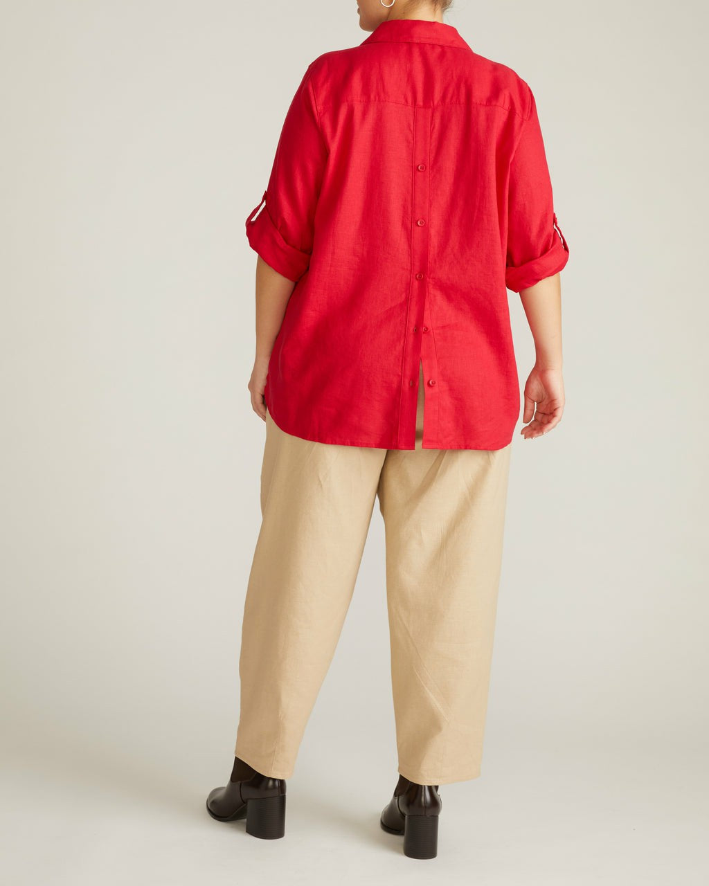 Button Back Linen Blend Polo Shirt - Universal Standard