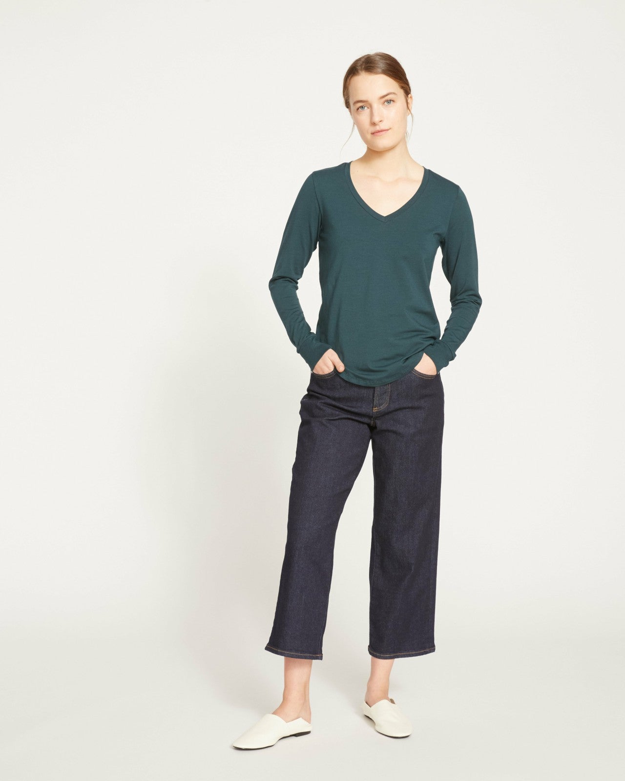 Long Sleeve V Rex - Universal Standard