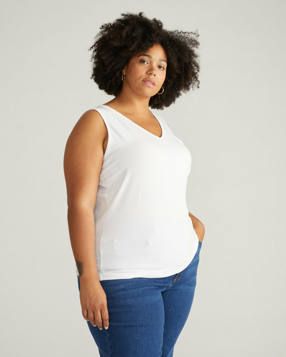 Double V Tank - Universal Standard