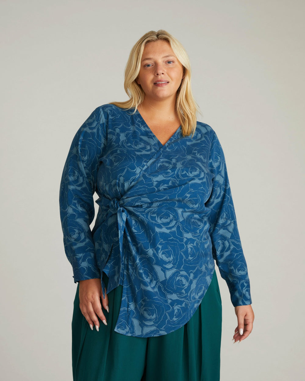 Beacon Stretch Cupro Wrap Shirt - Universal Standard