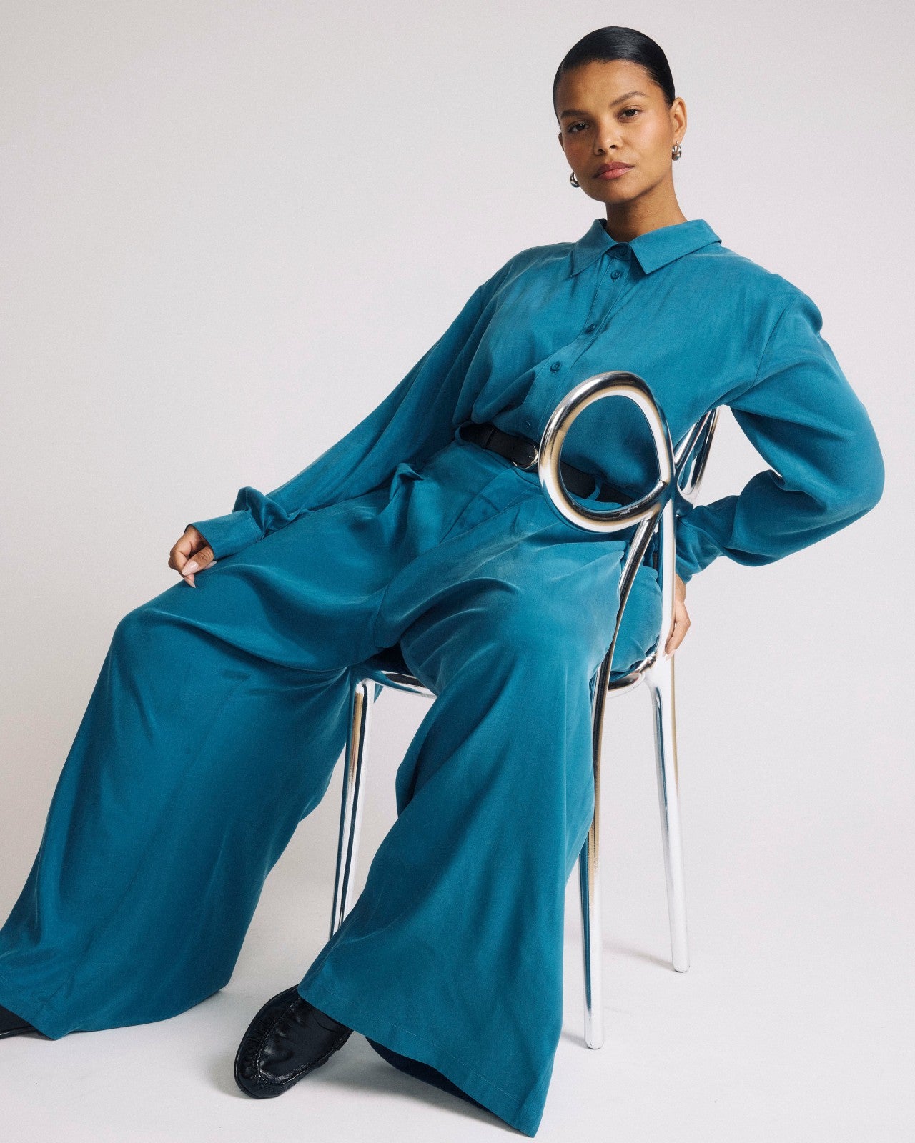 Cooling Stretch Cupro Artist Shirt - Universal Standard