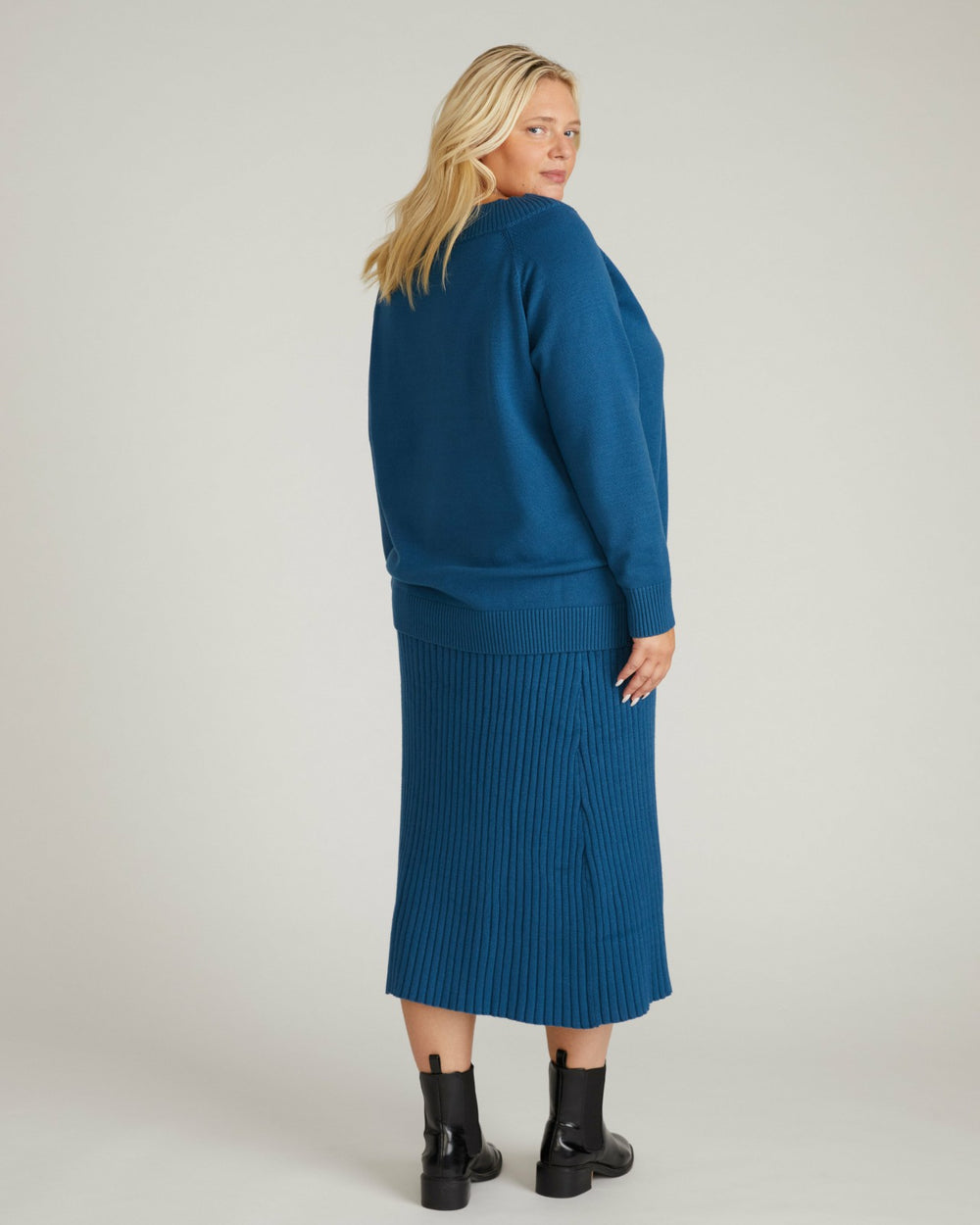 Noomi Cold Shoulder Sweater - Universal Standard