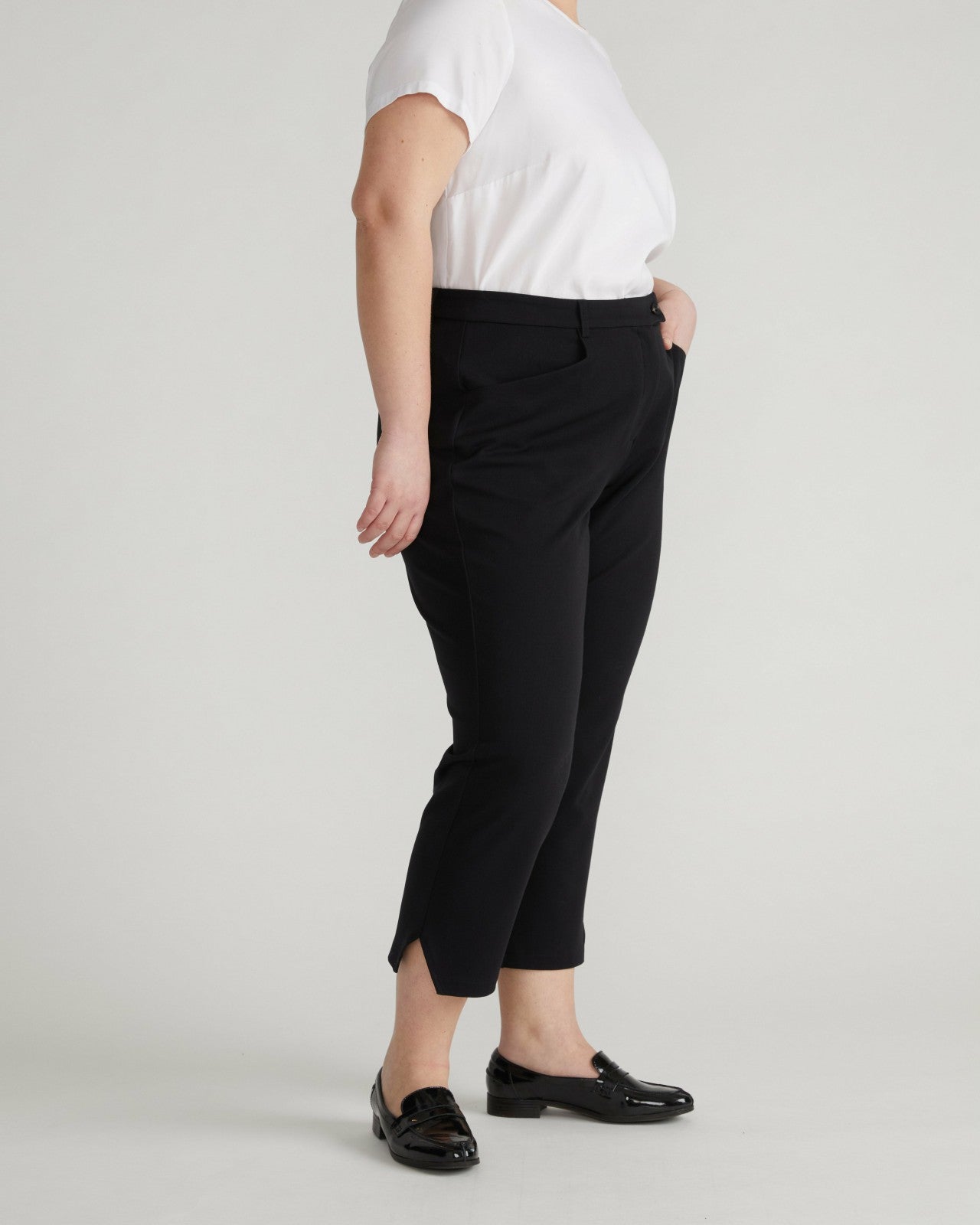 All Day Mercer Tapered Leg Pants - Universal Standard