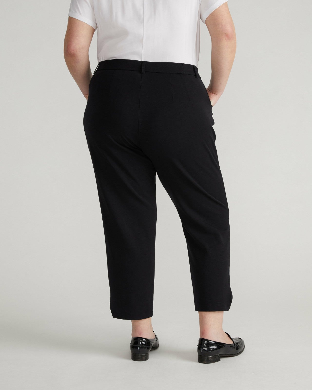 All Day Mercer Tapered Leg Pants - Universal Standard