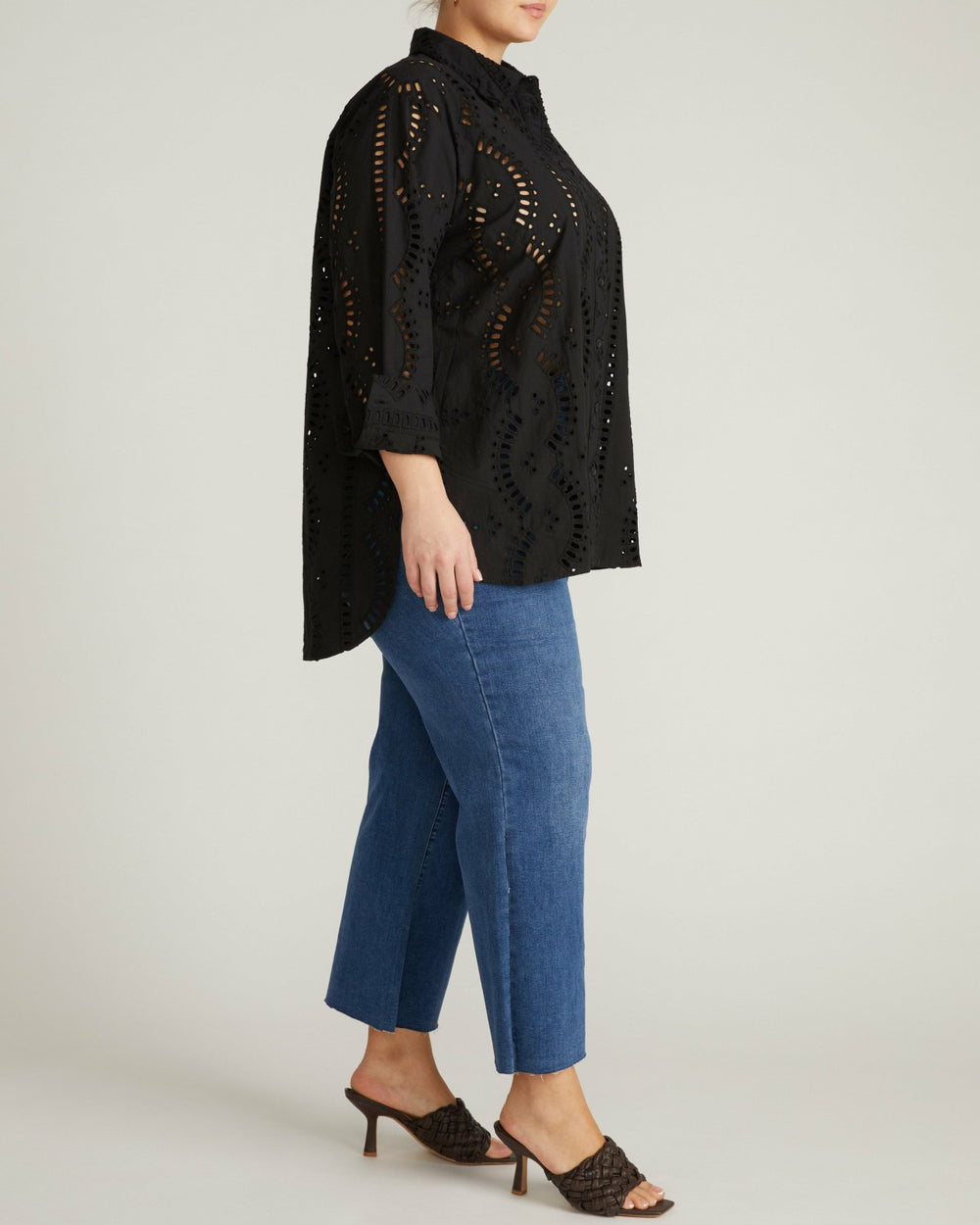 The Embroidered Artist Poplin Shirt - Universal Standard