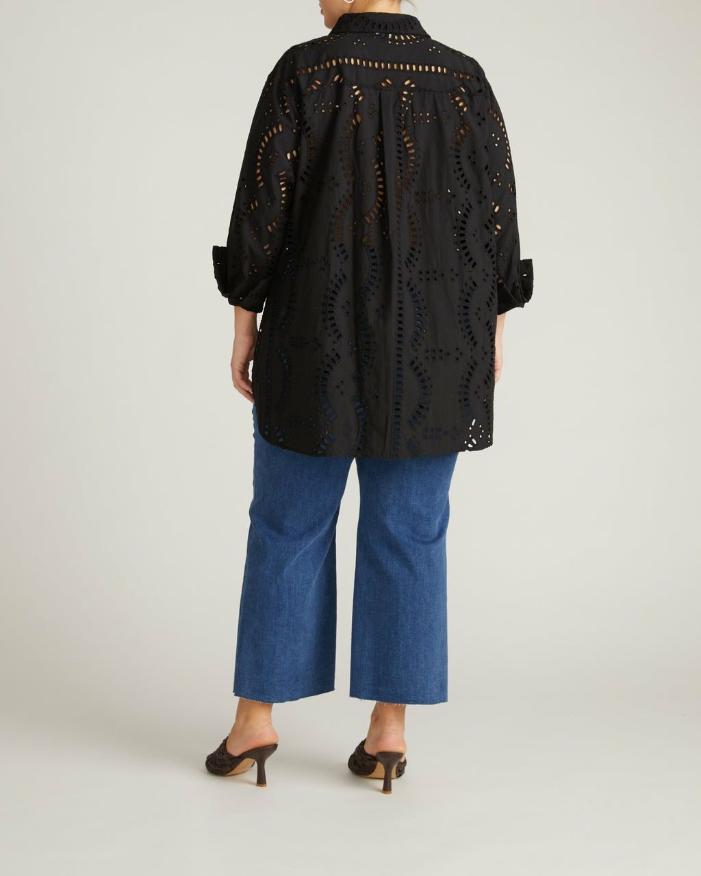 The Embroidered Artist Poplin Shirt - Universal Standard