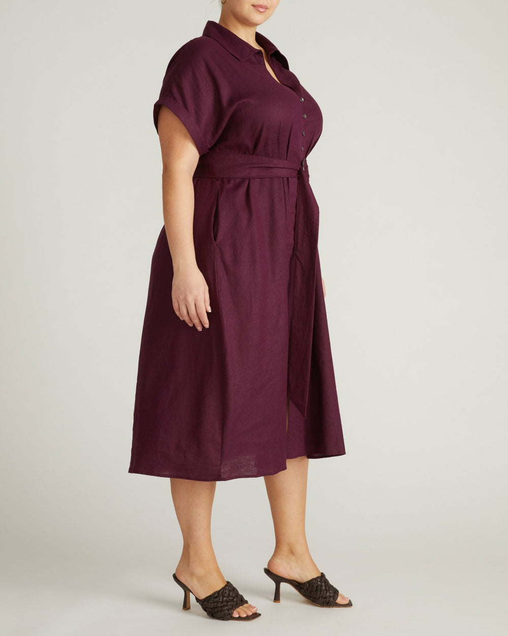 Sandy Stretch Linen Blend Shirtdress - Universal Standard