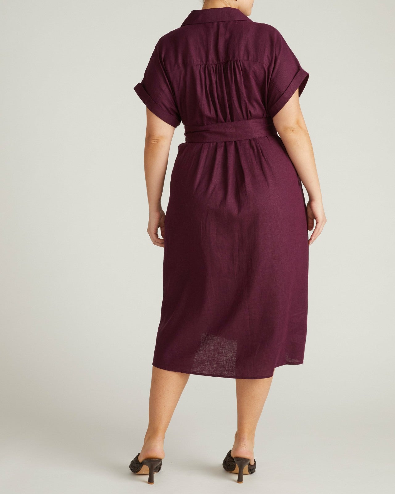 Sandy Stretch Linen Blend Shirtdress - Universal Standard